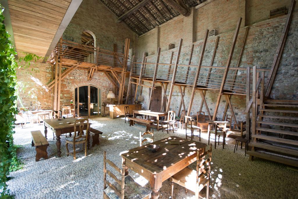 Locanda Dei Melograni Gossolengo Exterior photo